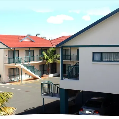 Academy At Botany Motor Inn